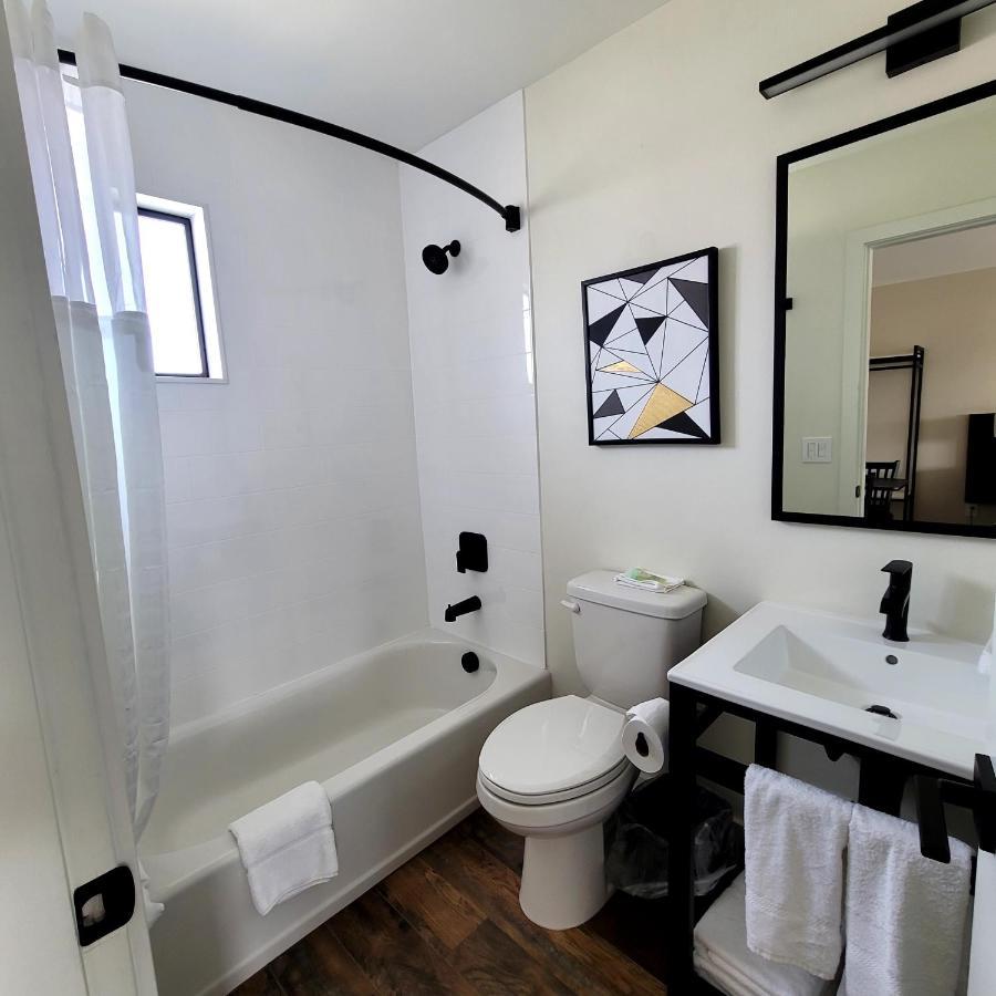 Richland Inn And Suites Ngoại thất bức ảnh