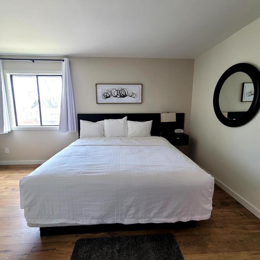 Richland Inn And Suites Ngoại thất bức ảnh