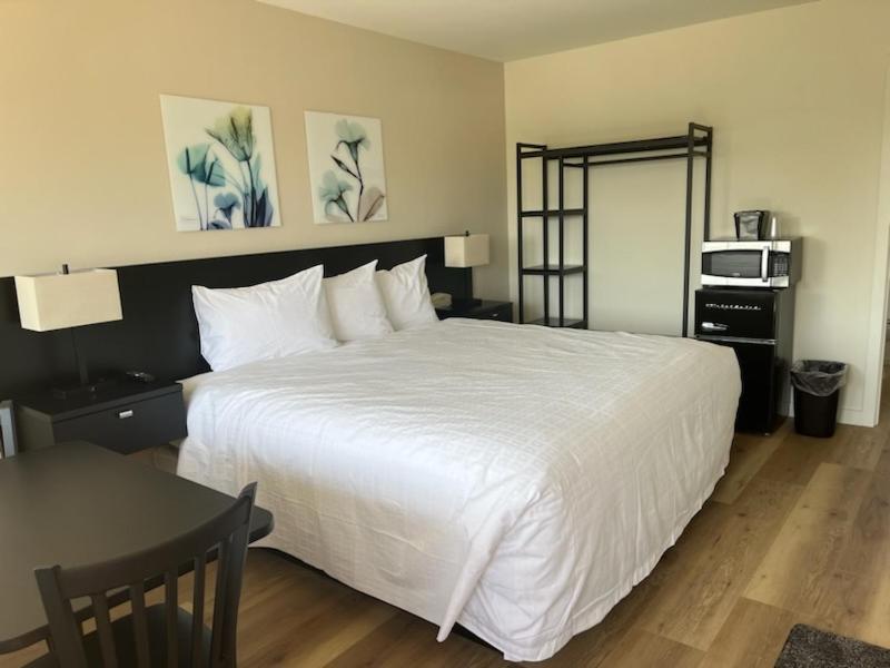 Richland Inn And Suites Ngoại thất bức ảnh