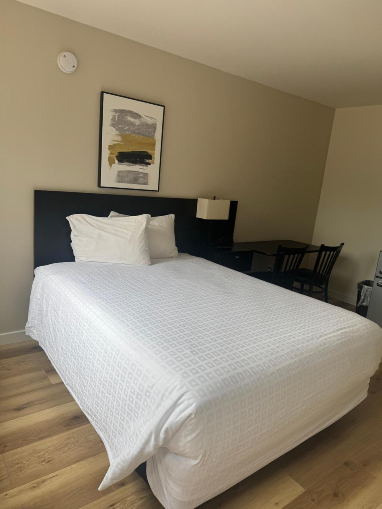 Richland Inn And Suites Ngoại thất bức ảnh